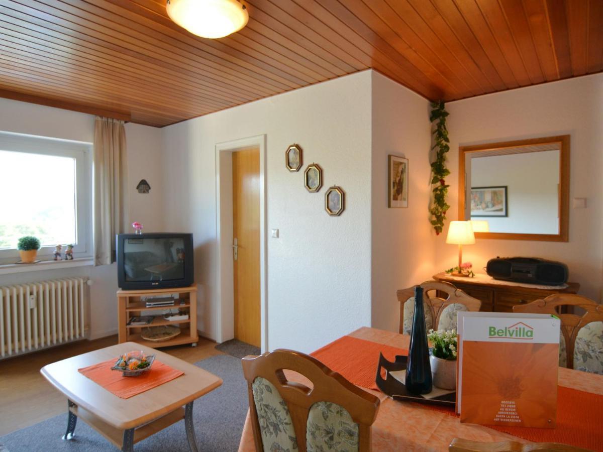 Serene Apartment In Meschede With Balcony Grevenstein Ruang foto